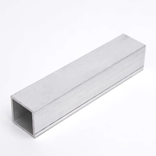 Tubo Cuadrado de Aluminio